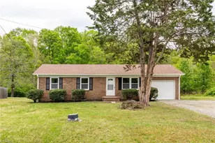 2409 Roberts Court Rd, Greensboro, NC 27406 - Photo 1