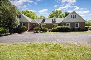 206 Oakdale Cir, King, NC 27021 - Photo 1