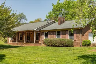 123 Hilltop Dr, Wilkesboro, NC 28697 - Photo 1