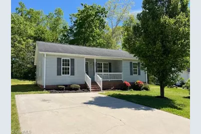 107 Layton Way, Thomasville, NC 27360 - Photo 1