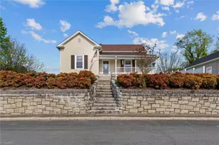 308 Broad St, Mount Airy, NC 27030 - Photo 1