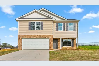 506 Jack Pine Street, Thomasville, NC 27360 - Photo 1