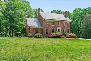 815 Hillcrest Dr, High Point, NC 27262 - Photo 1