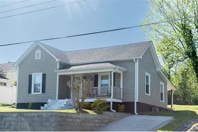 304 Broad Street, Mount Airy, NC 27030 - Photo 1