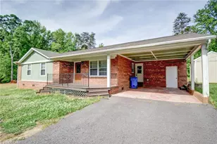 1002 Phineas Dr, Kernersville, NC 27284 - Photo 1