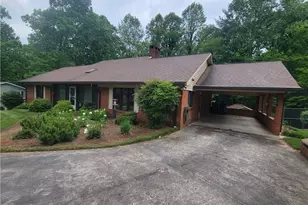 512 Finley St, North Wilkesboro, NC 28659 - Photo 1