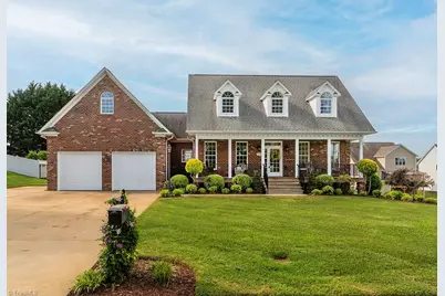 506 Wildwood Lane, Graham, NC 27253 - Photo 1