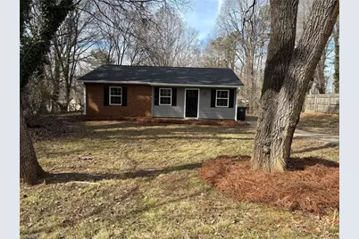 2865 Laguna Avenue, Winston-Salem, NC 27103 - Photo 1