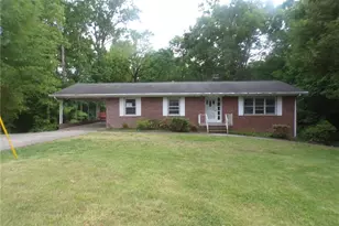 902 Mark Ave, Asheboro, NC 27205 - Photo 1