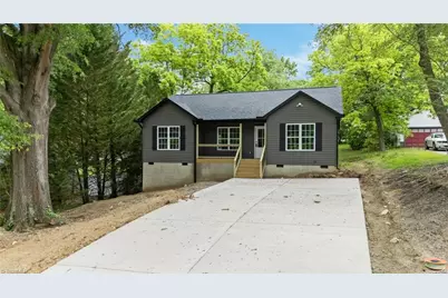 313 W Guilford Street, Thomasville, NC 27360 - Photo 1