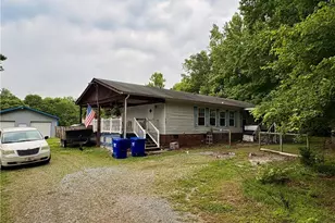 731 Ramseur Julian Rd, Ramseur, NC 27316 - Photo 1