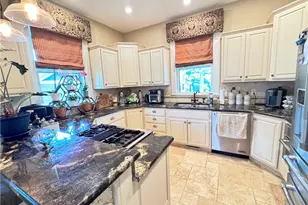 311 Cherry St, Mount Airy, NC 27030 - Photo 1