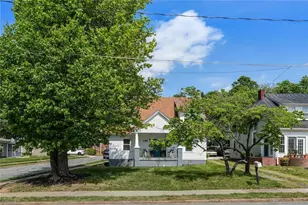 530 Boyd St, Reidsville, NC 27320 - Photo 1