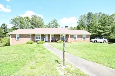 2952 Nc 268, Pilot Mountain, NC 27041 - Photo 1