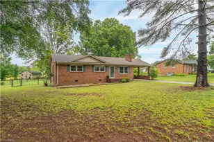 166 Stephanie Dr, Lexington, NC 27295 - Photo 1