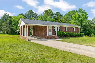 125 Jacklyn Court, High Point, NC 27265 - Photo 1