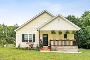 301 Valley Dr, High Point, NC 27260 - Photo 1