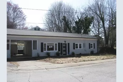 221 N Street, North Wilkesboro, NC 28659 - Photo 1