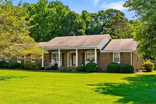 5409 Forest Oaks Dr, Greensboro, NC 27406 - Photo 1