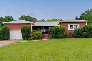 422 Manor Dr, High Point, NC 27260 - Photo 1