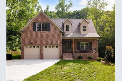 1055 Kapstone Crossing, Lexington, NC 27295 - Photo 1