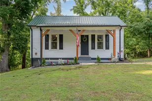 1315 1st St, Eden, NC 27288 - Photo 1