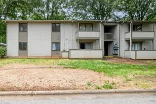 2240 Sunderland Rd, Winston-Salem, NC 27103 - Photo 1