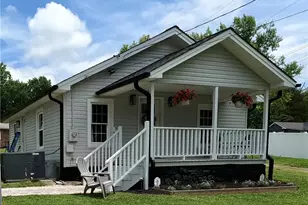 110 Vestal Ave, Jonesville, NC 28642 - Photo 1
