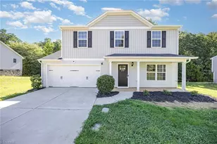 2739 Buckhorn Dr, Randleman, NC 27317 - Photo 1