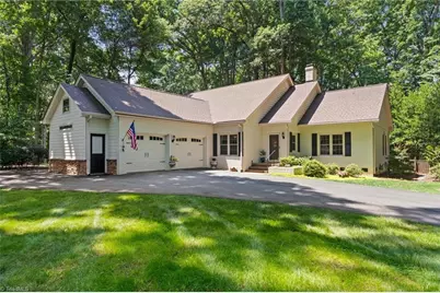 3805 Tangle Oak Drive, Clemmons, NC 27012 - Photo 1