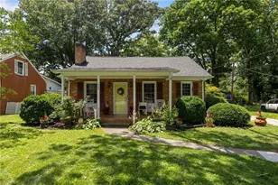 1542 W Davis St, Burlington, NC 27215 - Photo 1