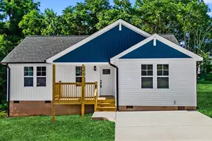 105 Roanoke St, Reidsville, NC 27320 - Photo 1