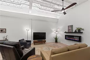 215 S Jefferson Ave, West Jefferson, NC 28694 - Photo 1