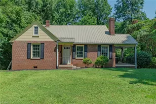 226 Westover Dr, Lexington, NC 27292 - Photo 1