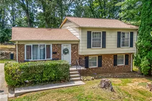 607 Runyon Dr, High Point, NC 27260 - Photo 1