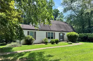 105 Eldridge Ln, State Road, NC 28676 - Photo 1