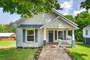 408 N 4th St, Mebane, NC 27302 - Photo 1