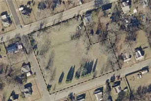 1305 Carolina Ave, Eden, NC 27288 - Photo 1