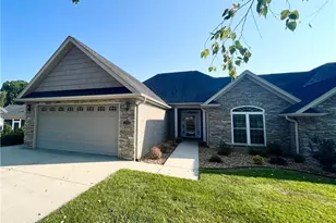 105 Wellsley Cir, Mount Airy, NC 27030 - Photo 1