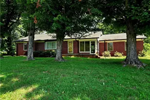 206 Bluebird Rd, North Wilkesboro, NC 28659 - Photo 1