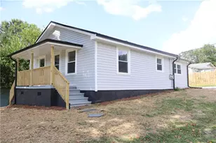 1016 Rauhut St, Burlington, NC 27217 - Photo 1