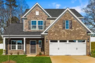 719 Cinnamon Hl Dr, Winston-Salem, NC 27106 - Photo 1