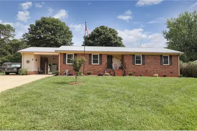 204 Sidney Street, Lexington, NC 27295 - Photo 1