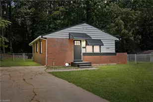 3005 Carr Ct, Winston-Salem, NC 27105 - Photo 1