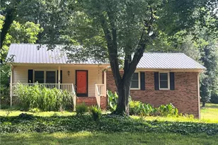 7 Dora Ln, Lexington, NC 27292 - Photo 1