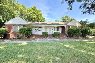 2922 Pleasant Garden Rd, Greensboro, NC 27406 - Photo 1