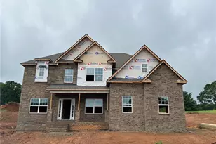 8107 Back Nine Dr, Stokesdale, NC 27357 - Photo 1