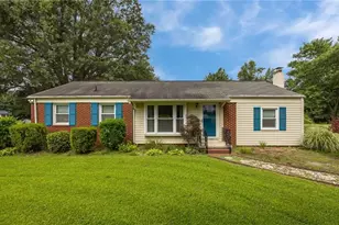 1008 Roxboro St, Haw River, NC 27258 - Photo 1