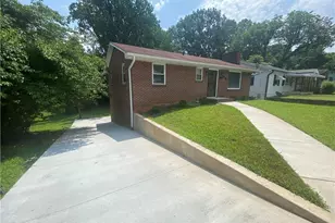 1709 N Jackson Ave, Winston-Salem, NC 27105 - Photo 1