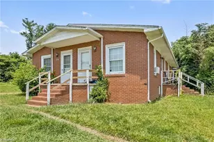 525 Weaver Ave, Archdale, NC 27263 - Photo 1